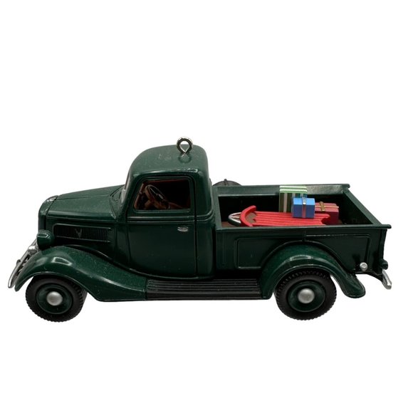 Hallmark Keepsake Ornament 1937 Ford V 8 All American Trucks 1998 Vintage - Picture 4 of 11